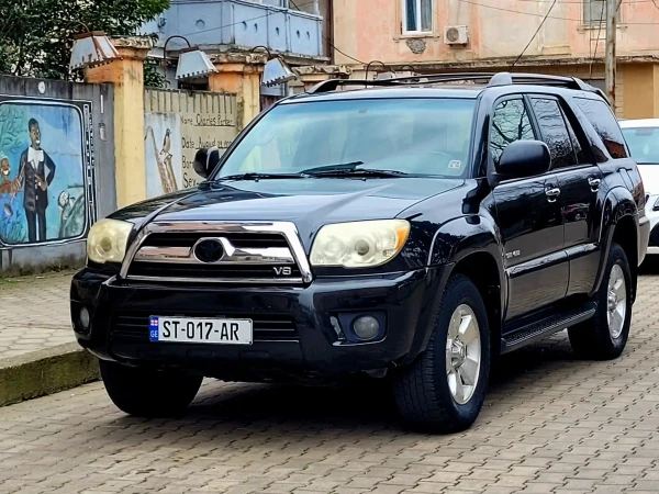 TOYOTA 4 RUNNER