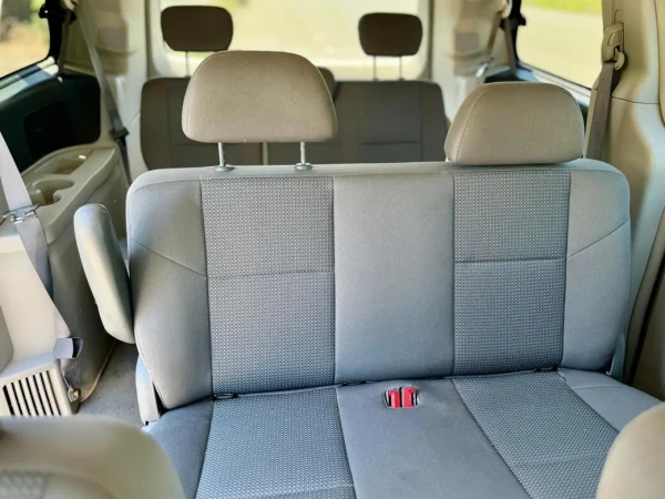 volkswagen routan for rent