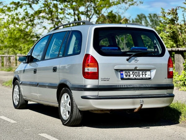 OPEL ZAFIRA