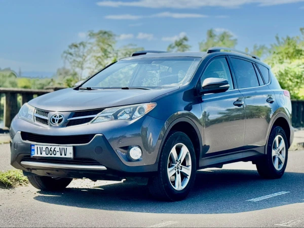 TOYOTA RAV4 2017