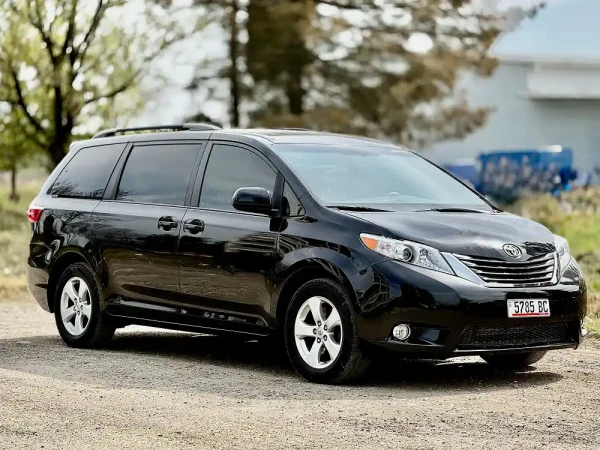 toyota sienna